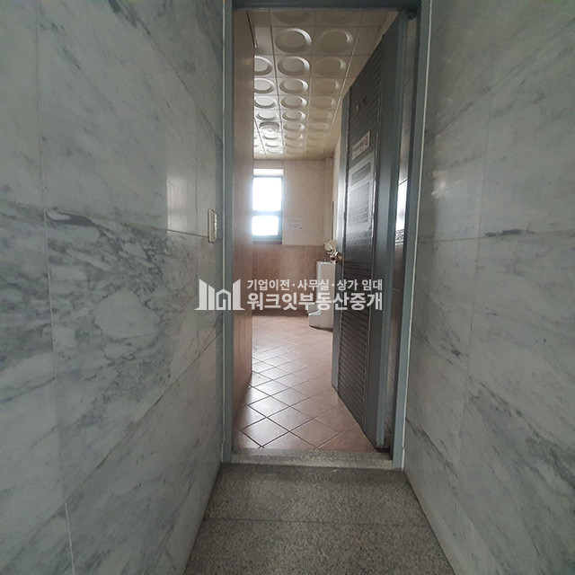 서울 강남구 논현동 학동사거리 인근 넓고 깔끔한 사무실 월세 매물번호 13333 사진 5