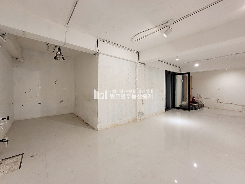 서울 강남구 대치동 대치사거리 인근 대로변 깔끔한 지하 사무실 월세 매물번호 15011 사진 4