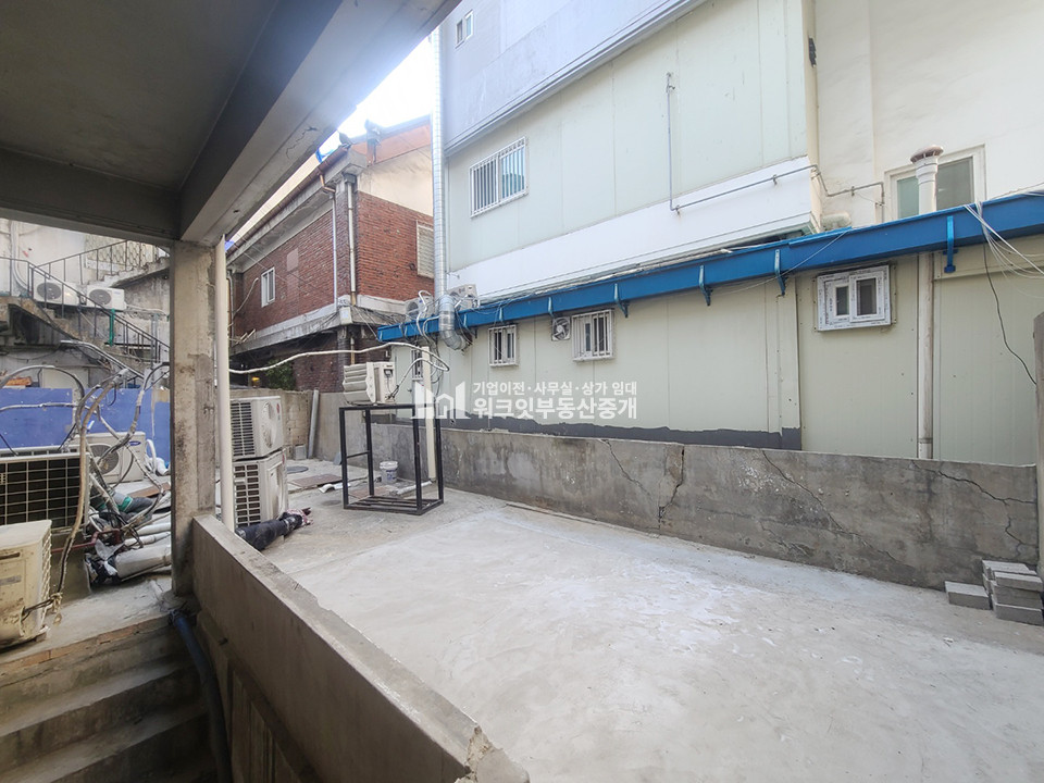 서울 서초구 반포동 강남대로 대로변 100평대 복층 상가임대!! 월세 매물번호 11473 사진 12