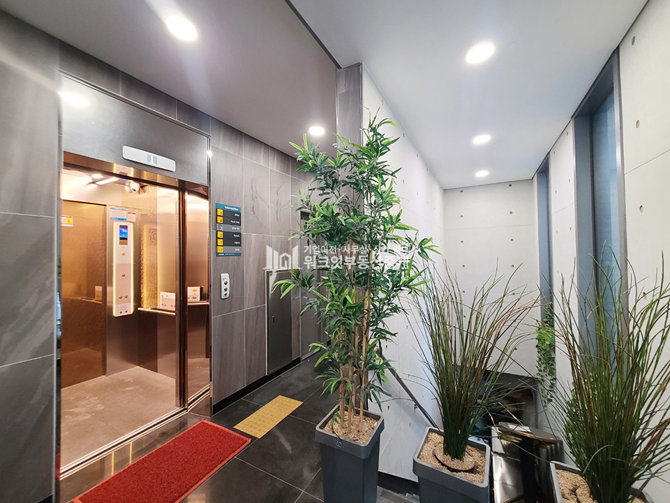 서울 강남구 역삼동 강남 젊음의거리 핫플레이스, 단독테라스 월세 매물번호 15143 사진 10