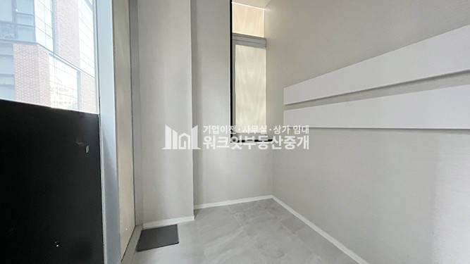 서울 강남구 역삼동 MJ 역삼역 도보 1분 거리내 대로변에 위치한 대형 사무실 상가 월세 매물번호 15185 사진 8