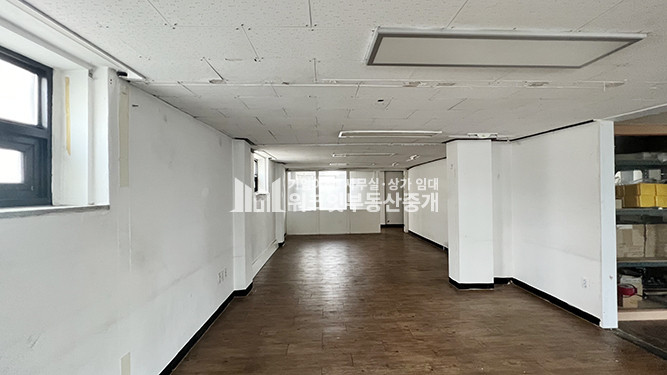 서울 강남구 신사동 MJ 신사역 도보 4분 이내 거리 30평대 사무실 월세 매물번호 15292 사진 3