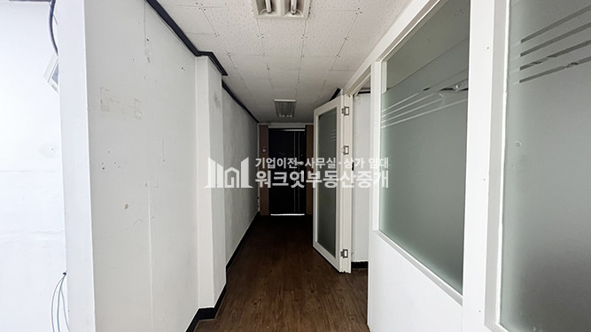 서울 강남구 신사동 MJ 신사역 도보 4분 이내 거리 30평대 사무실 월세 매물번호 15292 사진 8