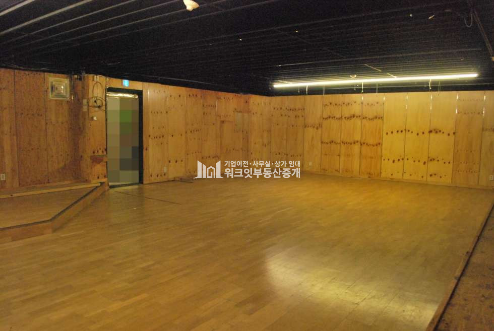 서울 강남구 신사동 MJ 압구정역 도보 6분 거리 을지사거리 인근 지하 매물 월세 매물번호 15385 사진 2