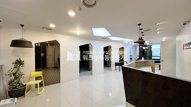 서울 강남구 신사동 MJ 압구정역 도보 3분 거리 내 위치한 병의원 건물 리모델링 월세 매물번호 15391 사진 1
