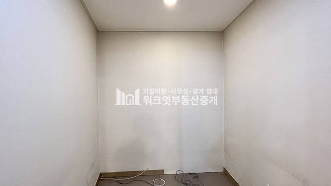 서울 강남구 신사동 MJ 압구정역 도보 3분 거리 내 위치한 병의원 건물 리모델링 월세 매물번호 15391 사진 6