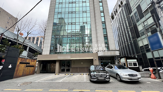 서울 강남구 신사동 MJ 성수대교 남단 인근 이면에 위치한 지하 대형 평수 월세 매물번호 15446 사진 8