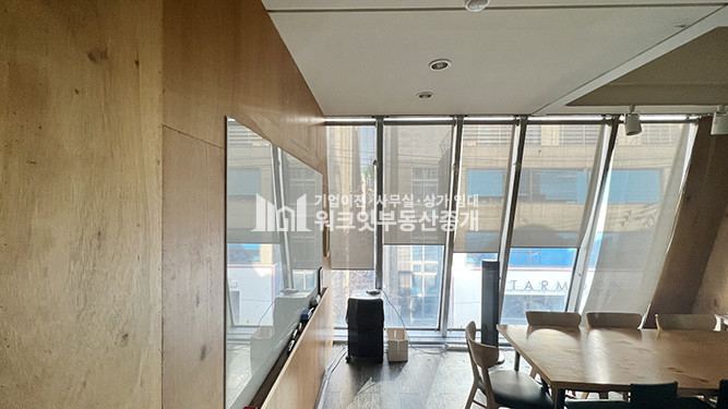 서울 강남구 신사동 MJ 성수대교 남단 인근에 위치한 대형 평수 사무실 월세 매물번호 15445 사진 10