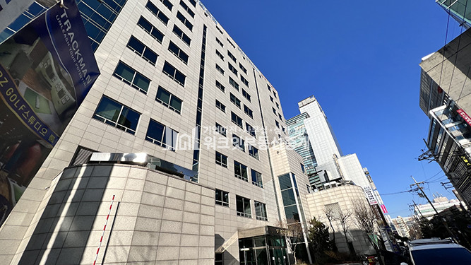 서울 강남구 신사동 MJ 압구정역 도보 2분거리내 위치한 대로변 1층 상가 월세 매물번호 15398 사진 12