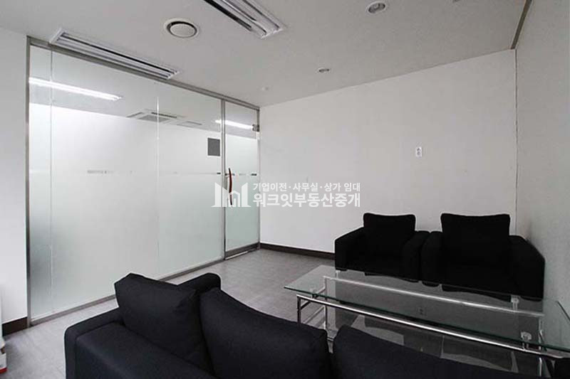 서울 강남구 논현동 신논현역 가성비 최상 인테리어 룸3 사무실 임대 월세 매물번호 15572 사진 11