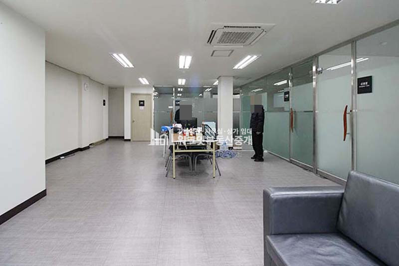 서울 강남구 논현동 신논현역 가성비 최상 인테리어 룸3 사무실 임대 월세 매물번호 15572 사진 13