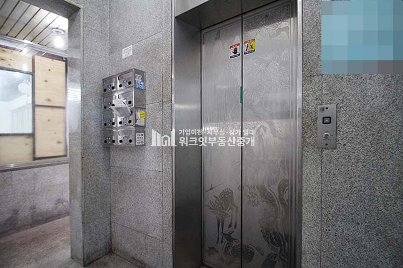서울 강남구 논현동 신논현역 가성비 최상 인테리어 룸3 사무실 임대 월세 매물번호 15572 사진 15