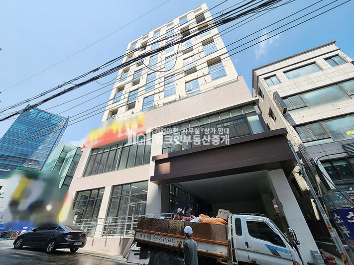 서울 서초구 양재동 양재역 초역세권 지하 체육시설 스크린골프 헬스장 추천 매물 월세 매물번호 15636 사진 8