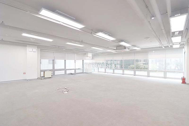 서울 강남구 역삼동 르네상스호텔사거리 인근 깨끗한 공실 오피스 월세 매물번호 15642 사진 2