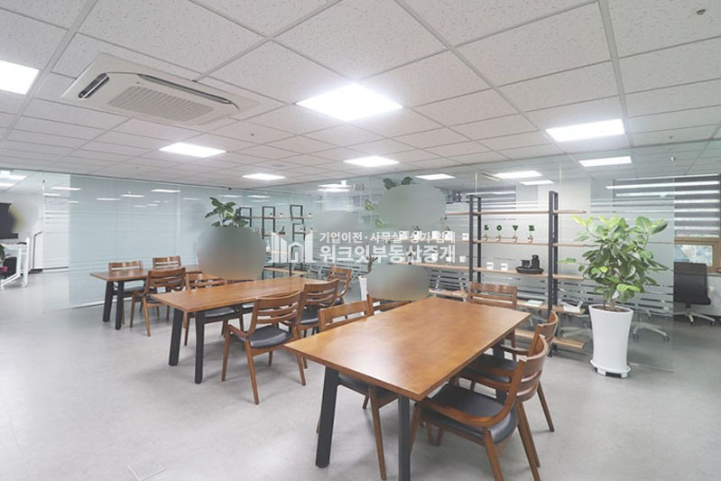 서울 강남구 대치동 대치동 포스코사거리 인근 신축급 인테리어 사무실 임대 월세 매물번호 15703 사진 1