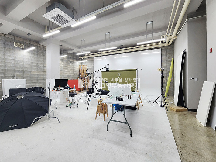 서울 강남구 삼성동 삼성동 가성비 최강 층고높은 지하스튜디오 호리존보유 월세 매물번호 15778 사진 2