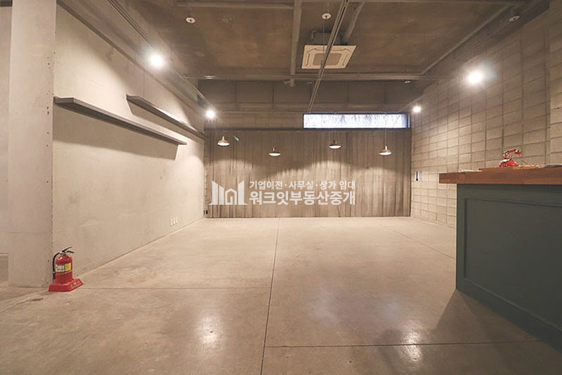 서울 강남구 청담동 청담동고급주거단지 층고높은1층 무권리상가&사무실 월세 매물번호 15785 사진 1