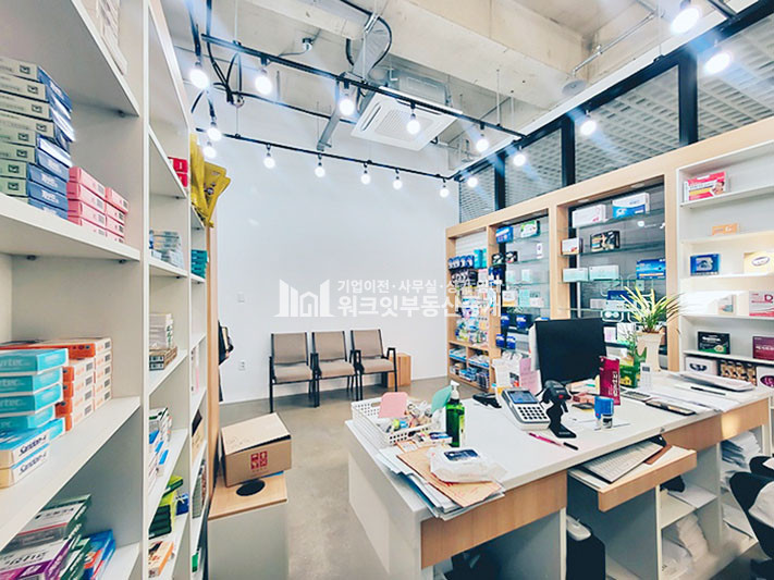 서울 강남구 신사동 신사동 가로수길 메인 1층 무권리 매장형 오피스 상가 월세 매물번호 15791 사진 6