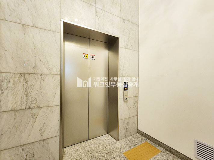 서울 강남구 신사동 신사동 가로수길 메인 1층 무권리 매장형 오피스 상가 월세 매물번호 15791 사진 11