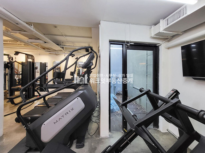 서울 강남구 신사동 압구정로데오 도산공원블럭 피트니스 뷰티 미용 컨셉 단독사옥 월세 매물번호 15831 사진 14