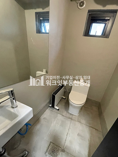 서울 강남구 논현동 강남구청역 인근 갤러리 쇼룸 추천 무권리 상가 월세 매물번호 15887 사진 13