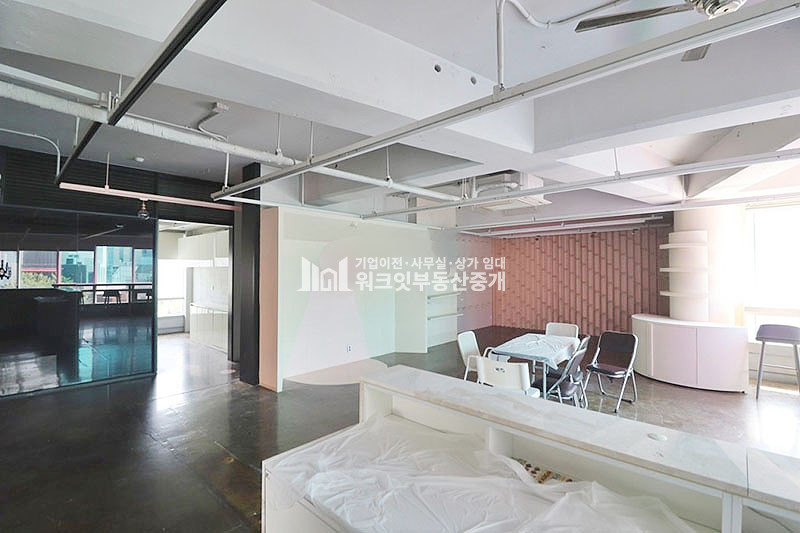 서울 강남구 신사동 압구정로데오 힙한 사무실 월세 매물번호 15956 사진 4