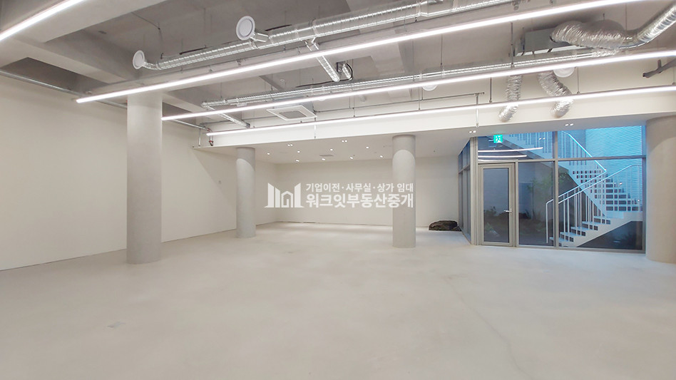 서울 강남구 청담동 청담공원블럭 유니크한 신축통임대사옥 월세 매물번호 16046 사진 18