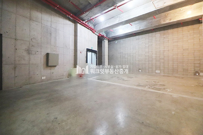 서울 강남구 논현동 논현동 신축 층고5m 썬큰보유 매물 월세 매물번호 10010 사진 5