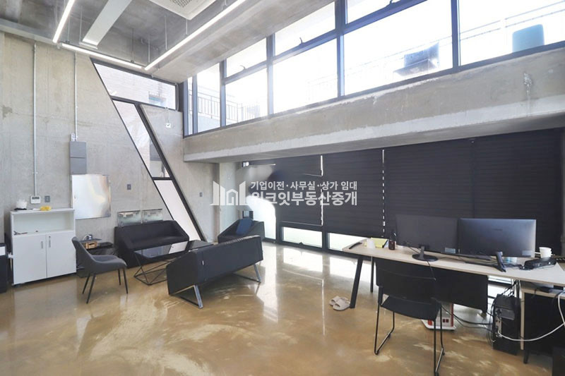서울 강남구 논현동 강남구청역 인근 소형 통임대 사옥 월세 매물번호 15677 사진 4