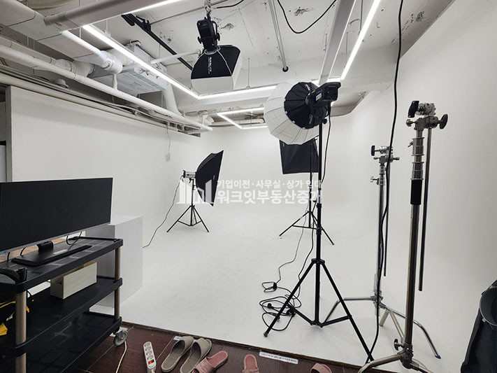 서울 강남구 논현동 논현동 무권리 스튜디오 사무실 임대 월세 매물번호 16116 사진 2