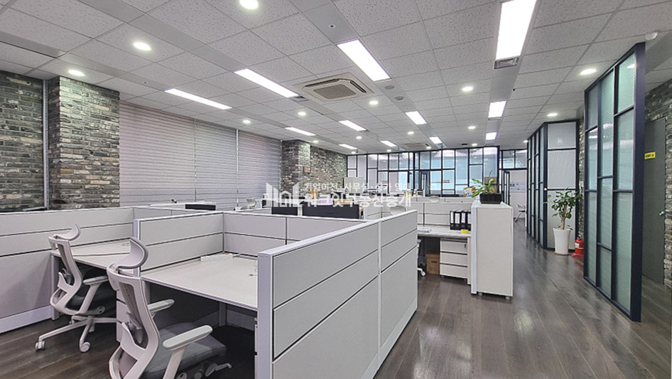 서울 강남구 역삼동 KR타워 역삼역 대로변 테헤란로 사무실 임대 월세 매물번호 11118 사진 2
