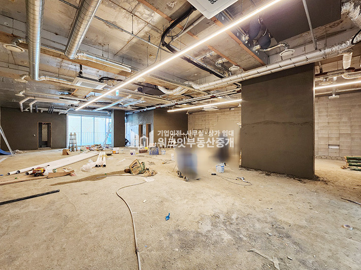 서울 강남구 논현동 논현동 학동공원블럭 신축 스튜디오 갤러리 까페 컨셉 상가&사무실 월세 매물번호 15998 사진 9