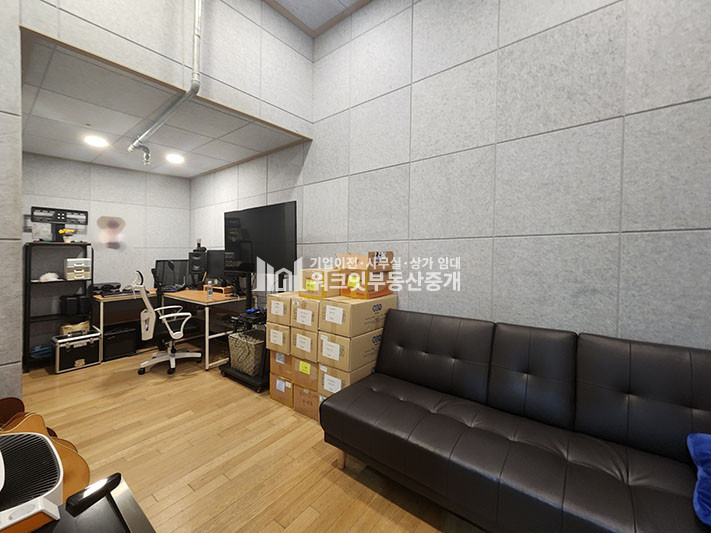 서울 강남구 논현동 강남구청역 2분 엔터 댄스 보컬 무권리 연습실 임대 월세 매물번호 10598 사진 8