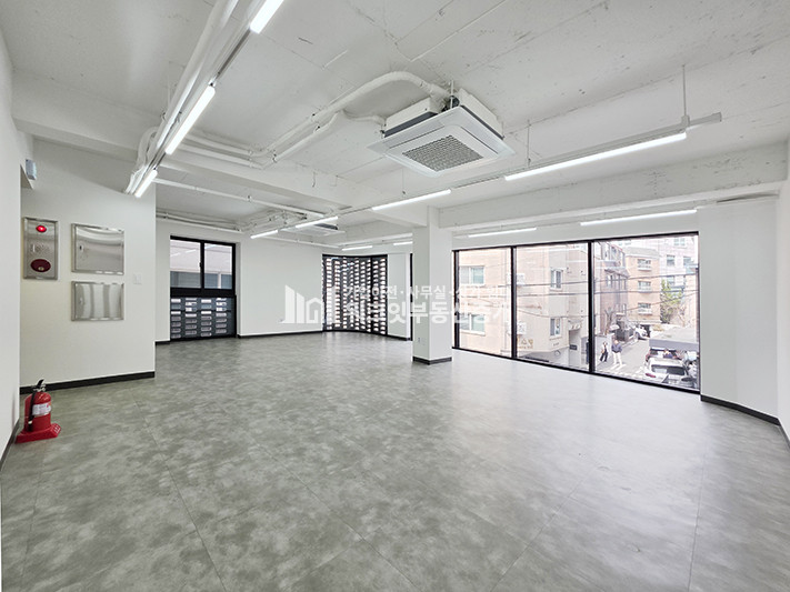 서울 서초구 잠원동 잠원동 신축 리모델링 단독사옥 통임대 월세 매물번호 16337 사진 3