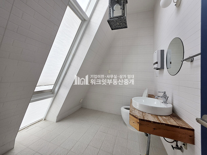 서울 강남구 신사동 신사동 인테리어완비 통사옥 통임대 매물 월세 매물번호 16339 사진 12