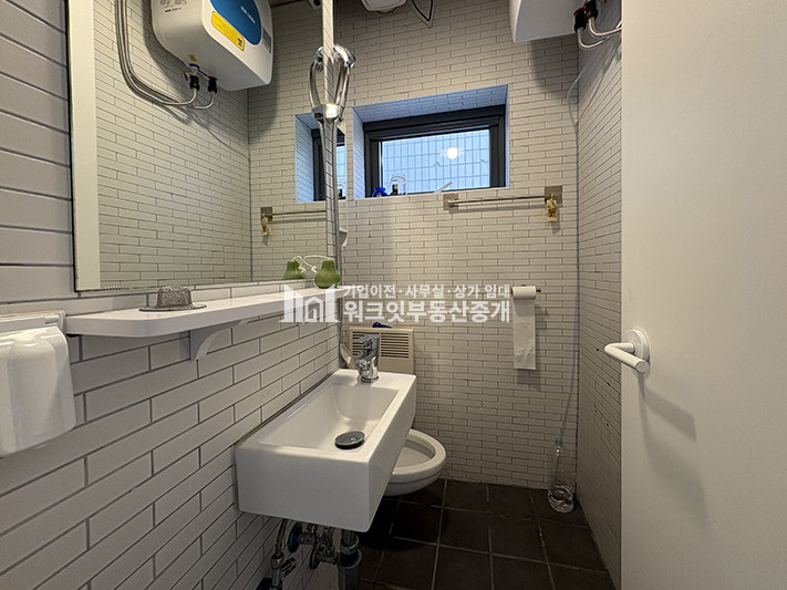 서울 강남구 삼성동 강남 삼성동 A급 감성 소형오피스 인테리어굿 샤워가능 전용 내부화장실 갖춘 매물 임대 월세 매물번호 16355 사진 4