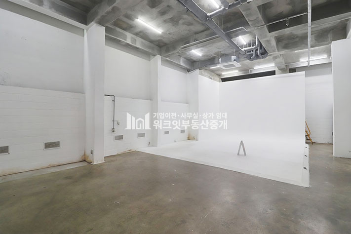 서울 강남구 청담동 청담동 스튜디오 성지 무권리 매물 복층 호리존 완비 월세 매물번호 16389 사진 4