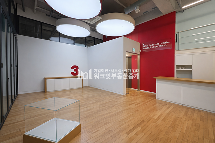 서울 강남구 논현동 논현동 학동공원블럭 층고높은 지하 스튜디오 용도 사무실 추천 월세 매물번호 16437 사진 2