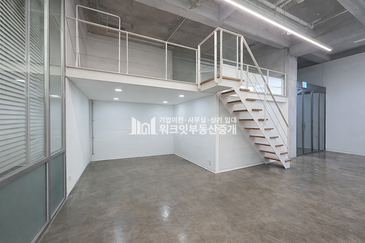 서울 강남구 논현동 논현동 학동공원블럭 층고높은 지하 스튜디오 용도 사무실 추천 월세 매물번호 16437 사진 5