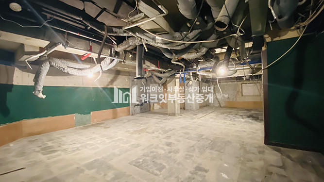 서울 강남구 신사동 압구정로데오 거리 인근 철거 완료 상태의 지하 상가 임대 월세 매물번호 10365 사진 3