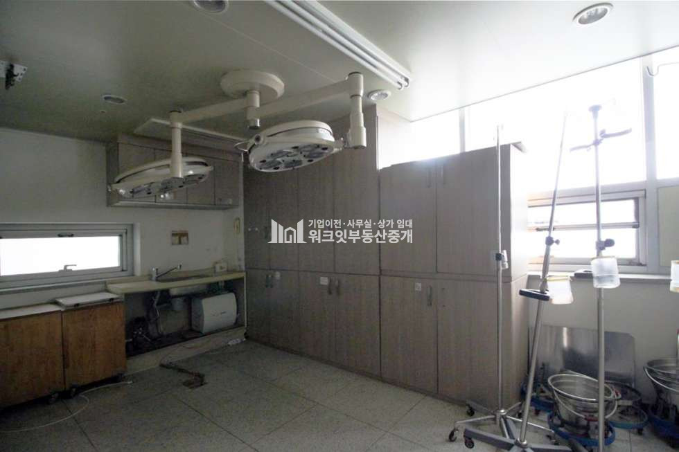 서울 강남구 논현동 신사역 초역세권 메디컬 빌딩 11층 임대 월세 매물번호 11108 사진 2